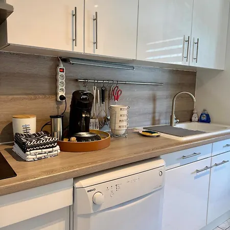 Studio Plein Sud - 3 Pers - Agde - Terrasse - Barbecue - Clim - Parking -Histoire De Cles 아그