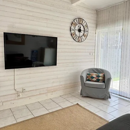 Plein Sud -histoire De Cles Apartment